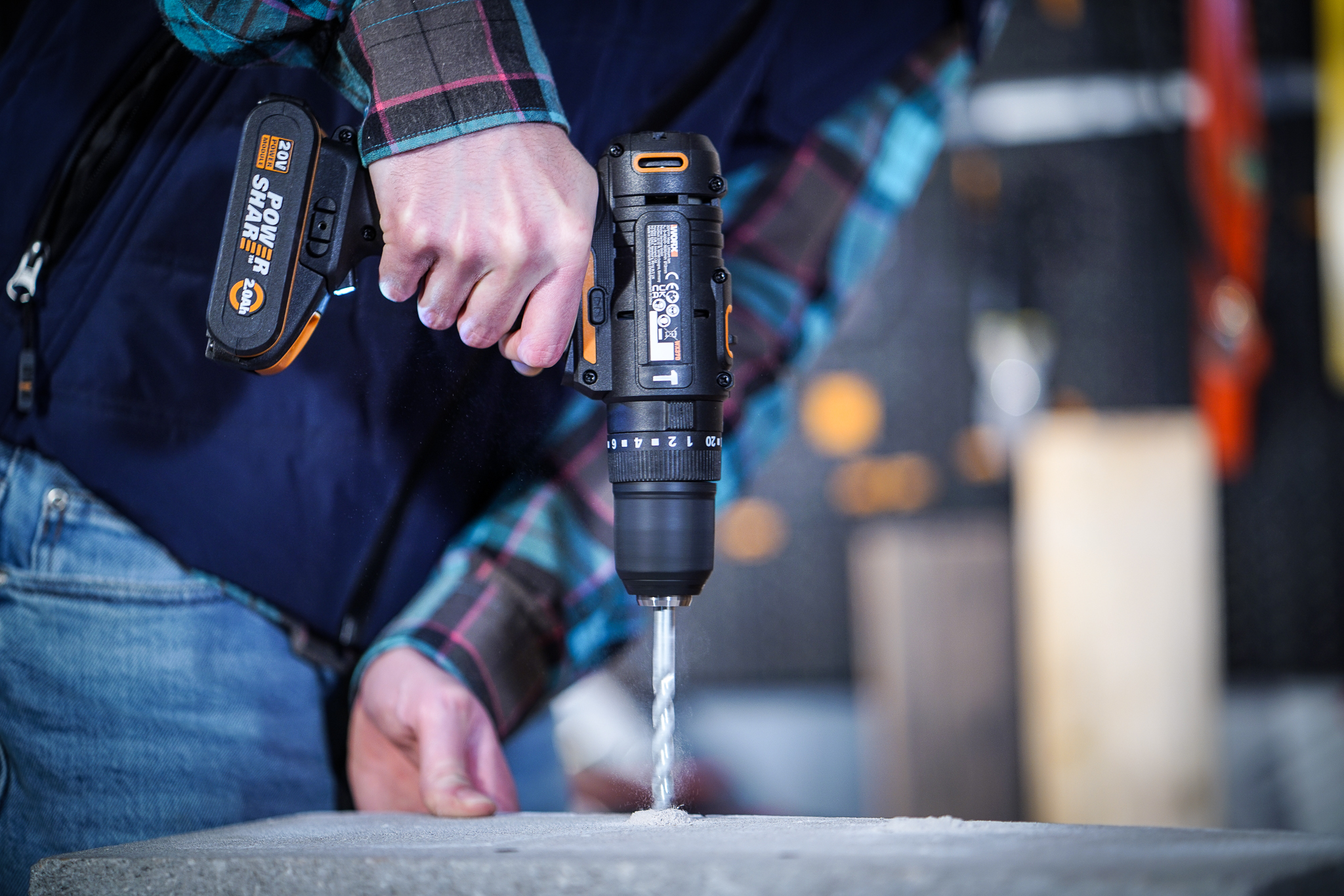 Worx WX370 - Taladro Percutor 20V (2bat 2.0Ah)